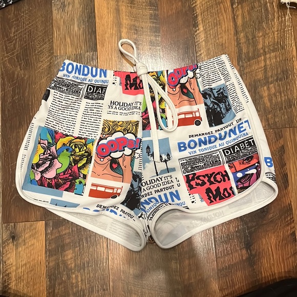 SHEIN Pants - SHEIN Size 4 Comicon Comic Book pop Art Print Shorts